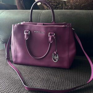 Michael Kors Sutton Satchel Medium Fuchsia Saffiano Leather Tote Bag